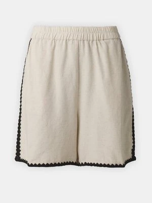 Szorty Vero Moda Tall