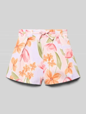 Szorty w całościowym wzorze Mayoral