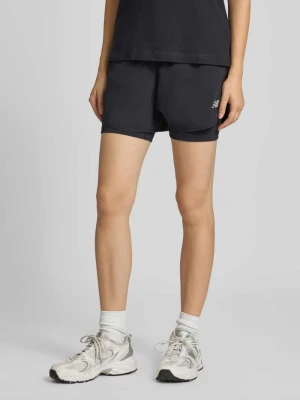 Szorty w efekcie 2 w 1 z logo New Balance Czarny