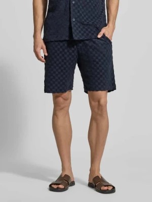 Szorty w kroju regular fit z naszywką z logo lindbergh