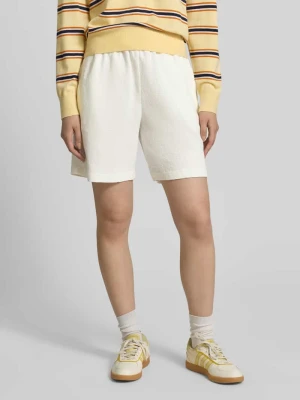 Szorty z bocznymi wpuszczanymi kieszeniami FYNCH-HATTON