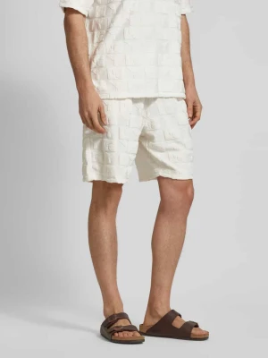 Szorty z dzianiny dresowej o kroju regular fit z fakturowanym wzorem model ‘BEACHWEAR’ carlo colucci
