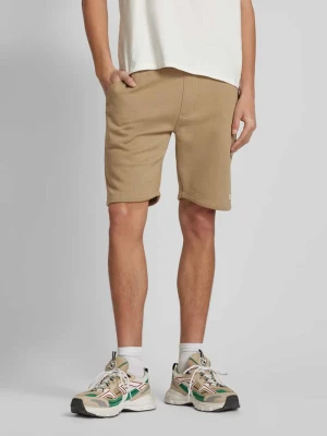 Szorty z dzianiny dresowej o kroju regular fit z naszywką z logo Blend