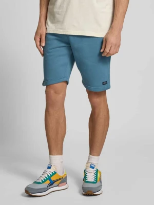 Szorty z dzianiny dresowej o kroju regular fit z naszywką z logo Blend