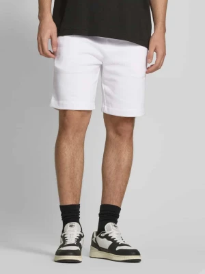 Szorty z dzianiny dresowej o kroju regular fit z naszywką z logo Lacoste