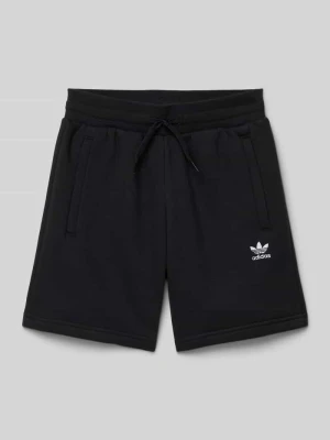 Szorty z dzianiny dresowej o kroju regular fit z wyhaftowanym logo adidas Originals