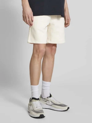 Szorty z dzianiny dresowej o kroju regular fit z wyhaftowanym logo model ‘SIMBA’ Sergio Tacchini Złamany biały