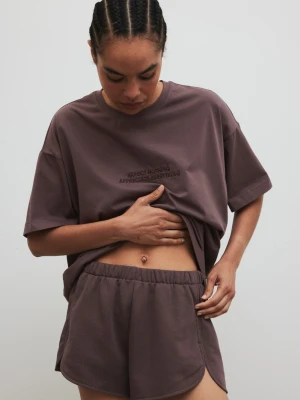 Szorty z dzianiny dresowej w kolorze PURPLE TAUPE - HOMEY-XS Marsala