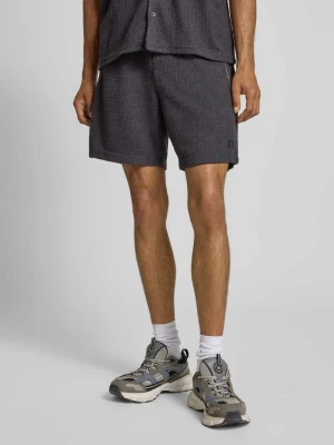 Szorty z dzianiny dresowej z kieszeniami zapinanymi na zamek błyskawiczny model ‘ROBIN’ Redefined Rebel