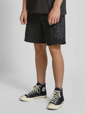 Szorty z dzianiny dresowej z nadrukiem z logo Multiply Apparel