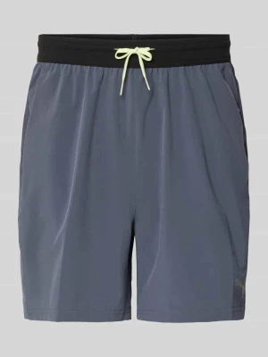 Szorty z elastycznym pasem i logo PUMA PERFORMANCE