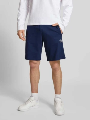 Szorty z wyhaftowanym logo i elastycznym pasem adidas Originals
