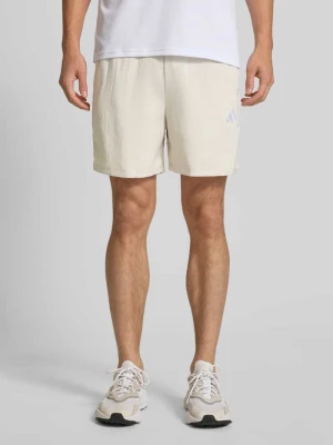 Szorty z wyhaftowanym logo i elastycznym pasem ADIDAS SPORTSWEAR