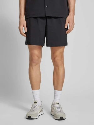 Szorty z wyhaftowanym logo PUMA PERFORMANCE