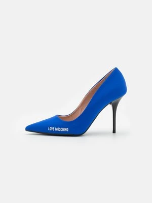 Szpilki Love Moschino