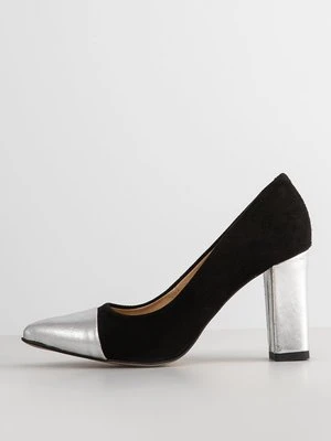 Szpilki myMo at night