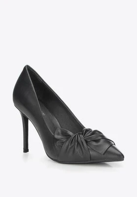 Szpilki skórzane z marszczoną ozdobą Wittchen