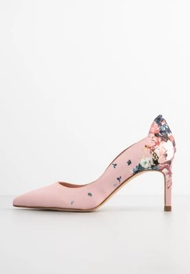 Szpilki Ted Baker