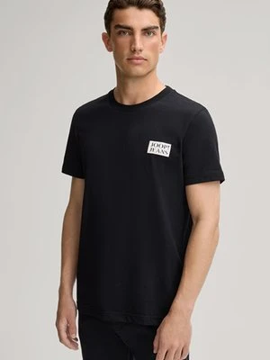 T-shirt Axel w czarnym kolorze Joop
