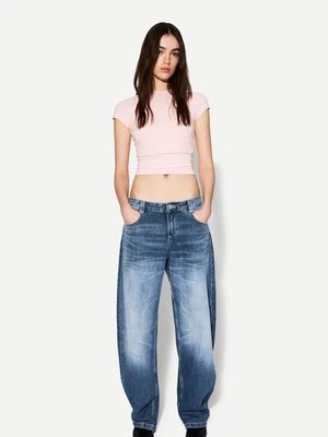 Zdjęcie produktu T-shirt basic Bershka jasnoróżowy