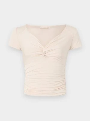 T-shirt basic Guess