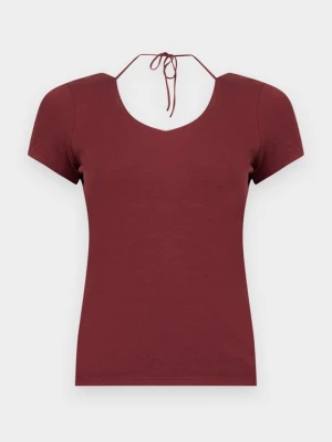 T-shirt basic Guess bordowy