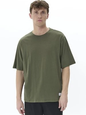 T-shirt basic Matinique oliwkowy