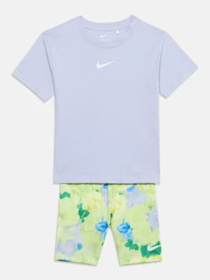 T-shirt basic Nike jasnożółty