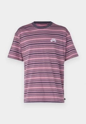 T-shirt basic Nike SB