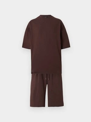 T-shirt basic YOURTURN