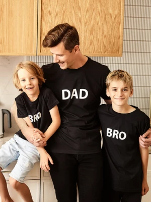 T-shirt chłopięcy czarny z napisem  - BRO Family Concept by 5.10.15.