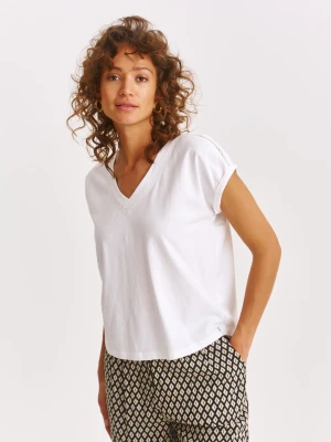 T-shirt damski biały - SPO6211BI t-shirt krótki rękaw - TOP SECRET - Odzieżowy sklep internetowy TOP SECRET