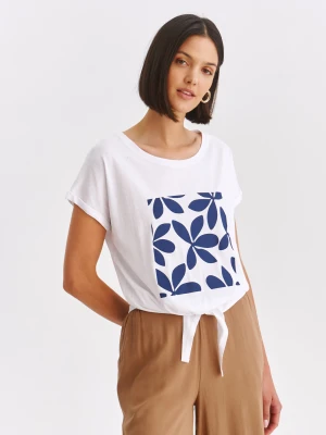 T-shirt damski biały - SPO6228BI t-shirt krótki rękaw - TOP SECRET - Odzieżowy sklep internetowy TOP SECRET