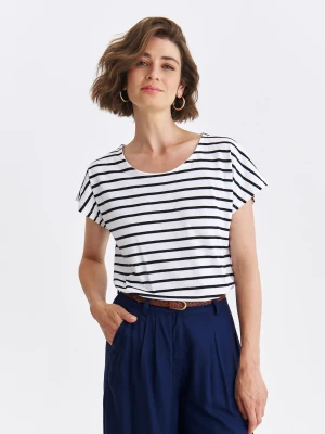 T-shirt damski biały - SPO6261BI t-shirt krótki rękaw - TOP SECRET - Odzieżowy sklep internetowy TOP SECRET