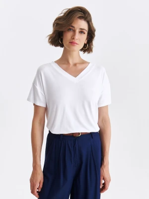 T-shirt damski biały - SPO6272BI t-shirt krótki rękaw - TOP SECRET - Odzieżowy sklep internetowy TOP SECRET