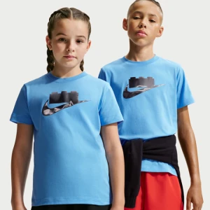 T-shirt dla dużych dzieci z kolekcji Nike x LEGO® - Niebieski