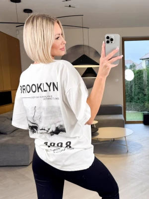 T-shirt Kremowy Brooklyn ClothStore
