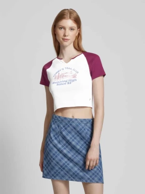 T-shirt krótki o kroju slim fit z detalem z logo model ‘VINTAGE PREP’ Tommy Jeans
