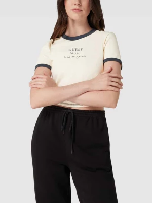 T-shirt krótki z nadrukiem z napisem model ‘SIGNATURE CROP TEE’ Guess Activewear