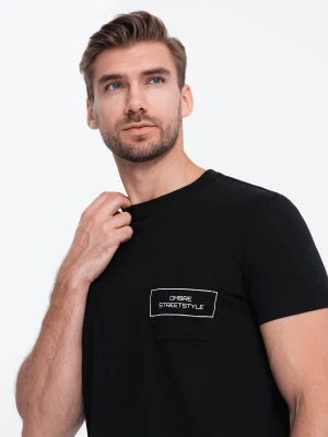 T-shirt męski bawełniany z nadrukiem na kieszonce - czarny V1 S1742
 -                                    XXL Ombre