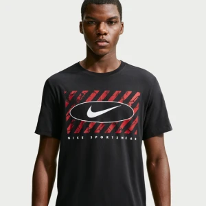 T-shirt męski Nike - Czerń