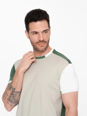 Zdjęcie produktu T-shirt męski z elastanem z kolorowymi rękawami - zielony V5 Ombre Clothing