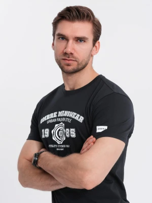 Męski bawełniany t-shirt z nadrukiem w stylu college – czarny V2 OM-TSPT-0137
 -                                    S Ombre