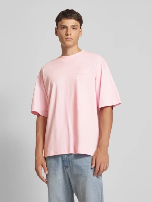 T-shirt o kroju oversized Essentials REVIEW