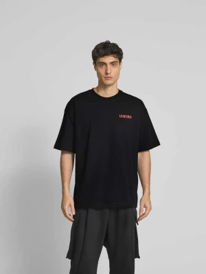 t-shirt o kroju oversized z detal z logo ISNURH Czarny