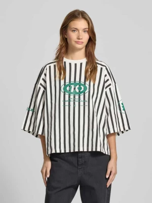 T-shirt o kroju oversized z nadrukami z motywem Karo Kauer