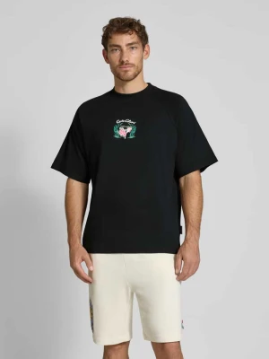 T-shirt o kroju oversized z nadrukiem z logo carlo colucci