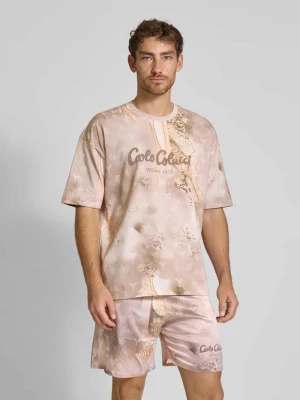 T-shirt o kroju oversized z nadrukiem z logo carlo colucci