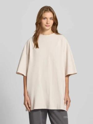 T-shirt o kroju oversized z nadrukiem z logo Karo Kauer