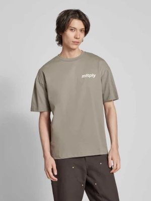 T-shirt o kroju oversized z nadrukiem z logo Multiply Apparel Jasnoszary